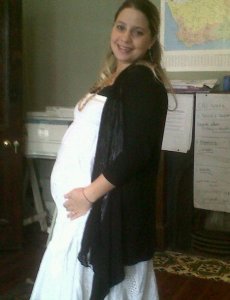 262311_10150296375601061_5773358_n